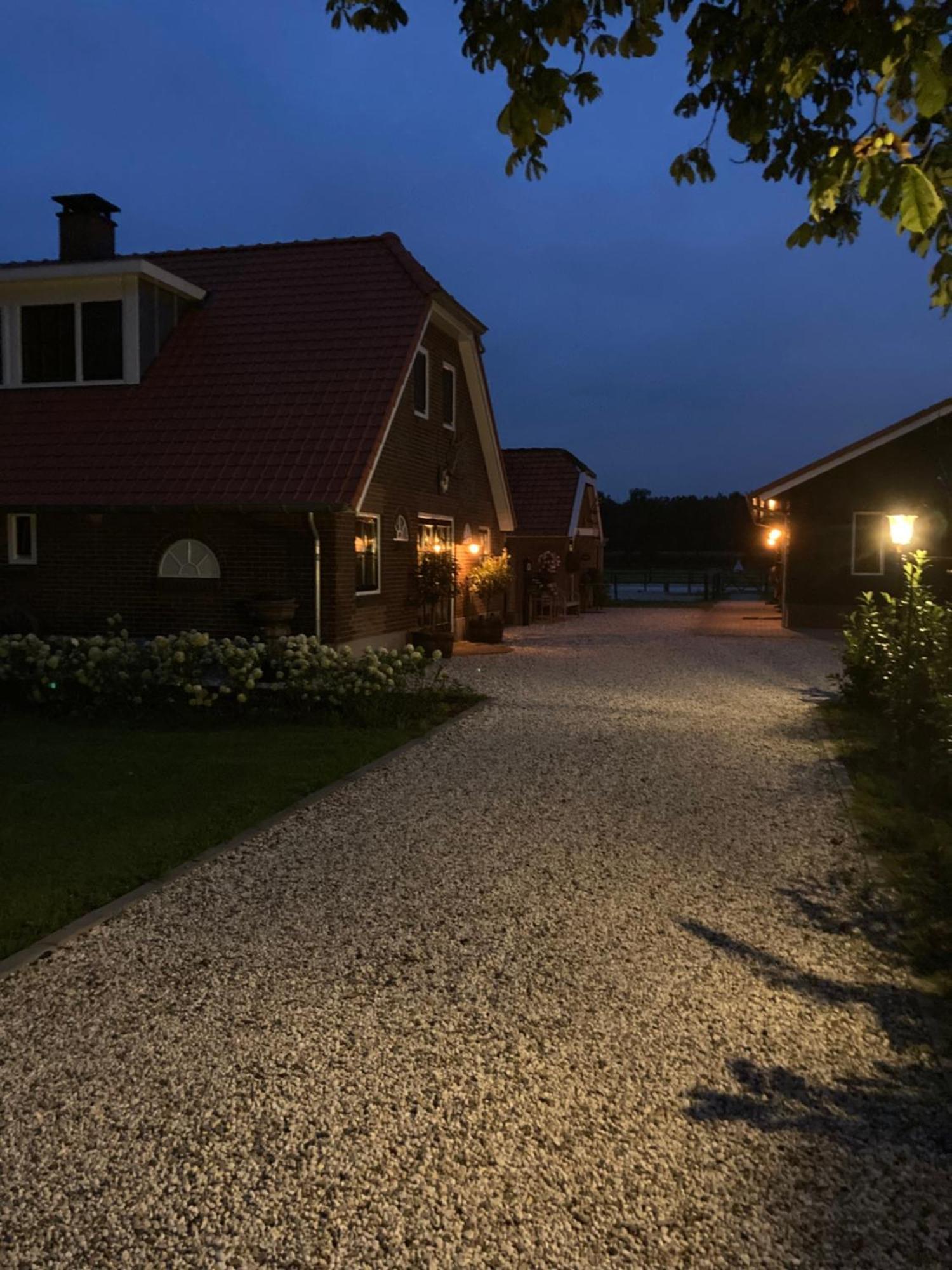 Bed & Breakfast Hoeve Happiness - Ontbijt Inbegrepen - Wellness Aanwezig 부투이젠 외부 사진