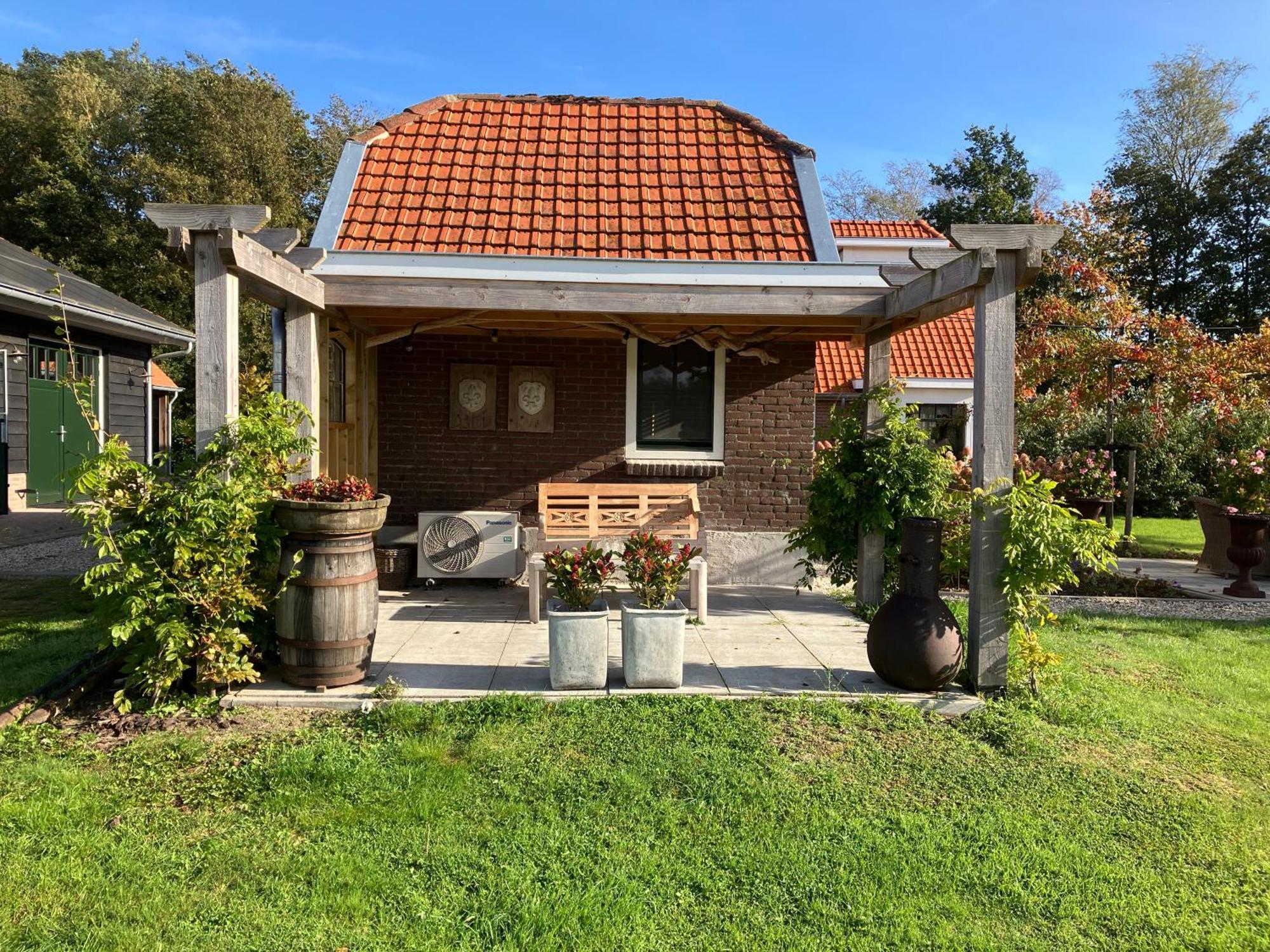 Bed & Breakfast Hoeve Happiness - Ontbijt Inbegrepen - Wellness Aanwezig 부투이젠 외부 사진